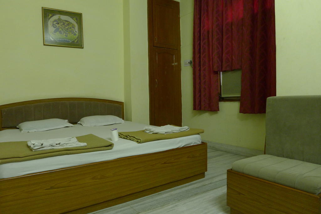 Hotel Kiran Palace Udajpur Zewnętrze zdjęcie